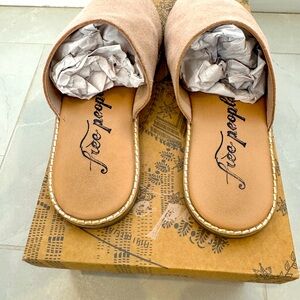 Free People Coronada Slip On Loose Bellini Size 38